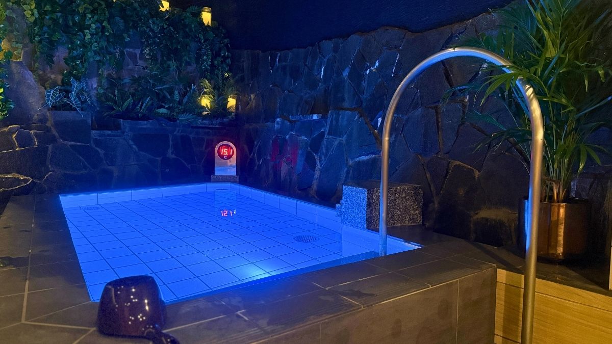 UUueda女性用水風呂