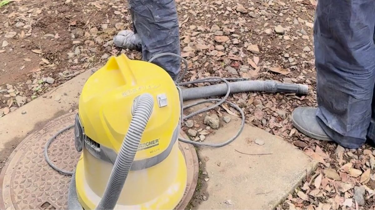 バキュームクリーナー