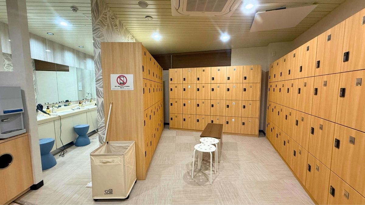 UU ueda女性更衣室