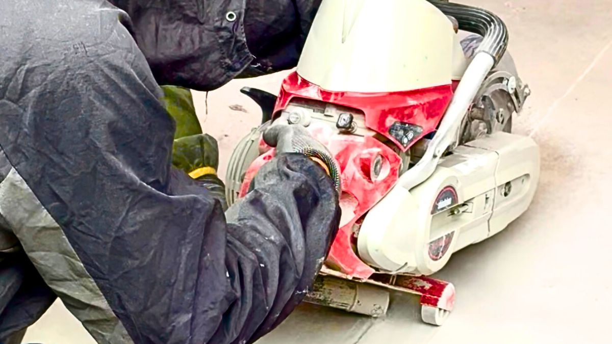 エンジンカッター